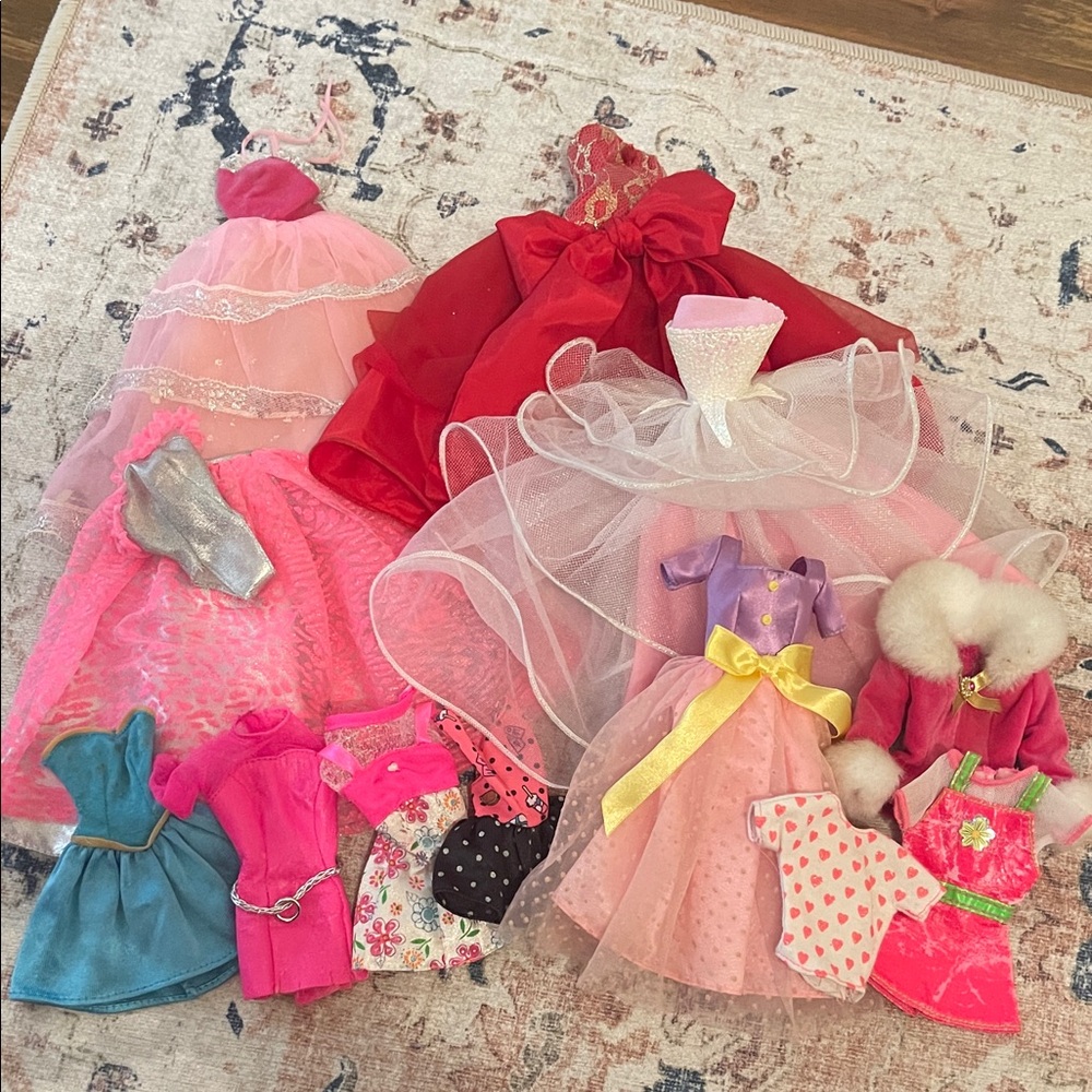 Vintage Barbie clothes lot